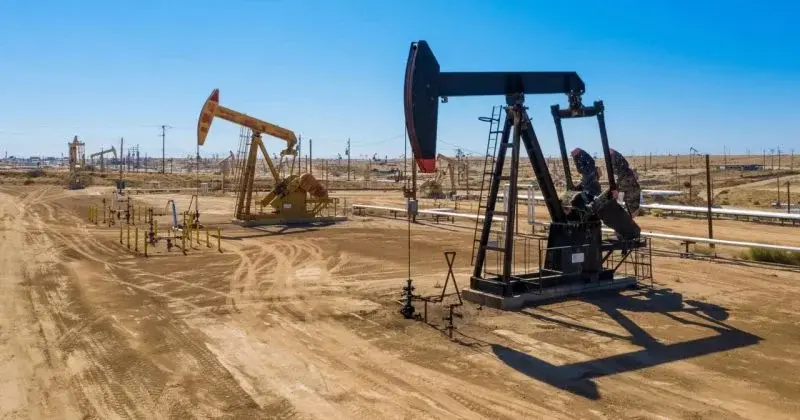 Oil Prices Push Crypto Into Defensive Mode